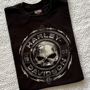 Harley Davidson black skull live free 1903 moto sport Kingston Ontario Canada L